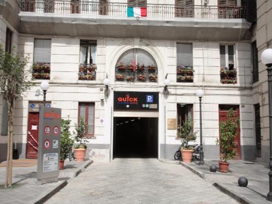 Couette-café Filangieri Naples